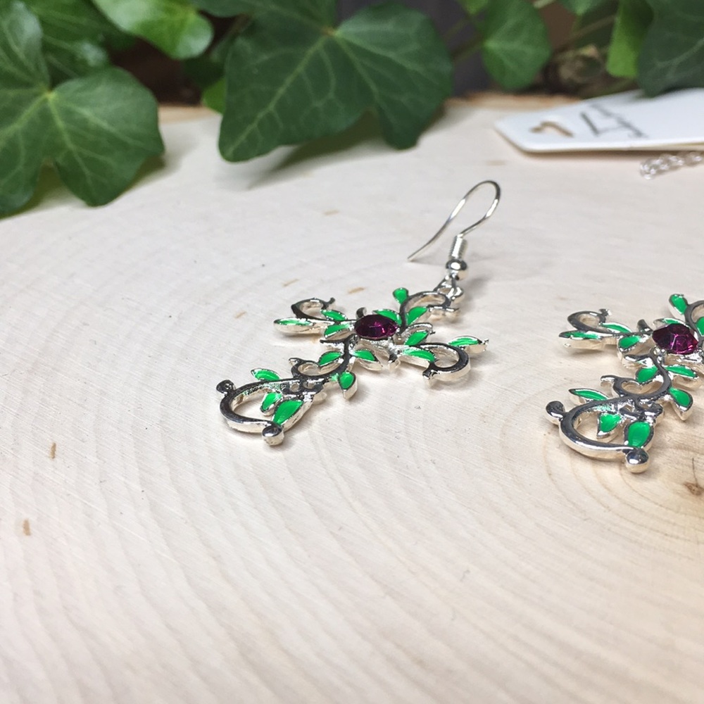 CROSS EARRINGS AND NECKLACE SET ( S1 ) - Picture 7 of 10